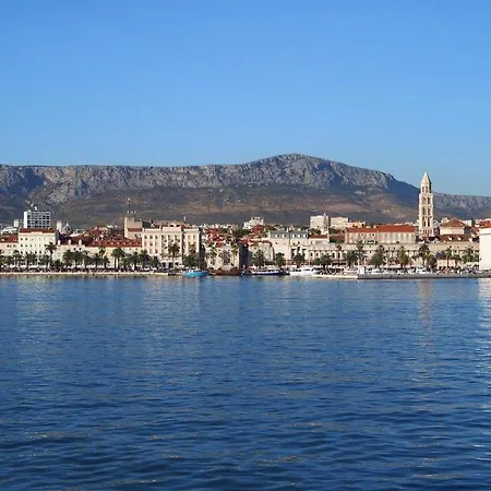 Apartment Zorka - In Center * Split
